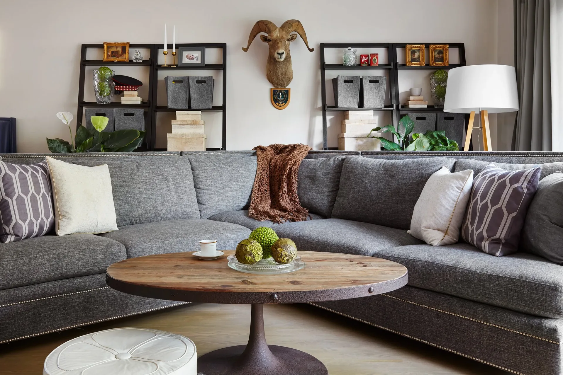 Mid-Century Modern Home: The Lemonade Stand